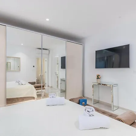 Sara Kastelir Holiday home Porec